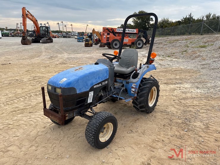 new-holland-tc18-image-4