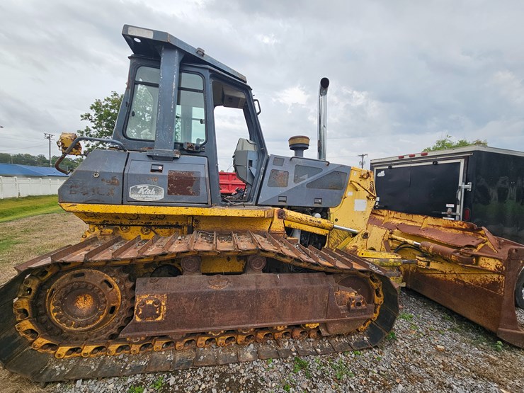 komatsu-d61ex-image-17