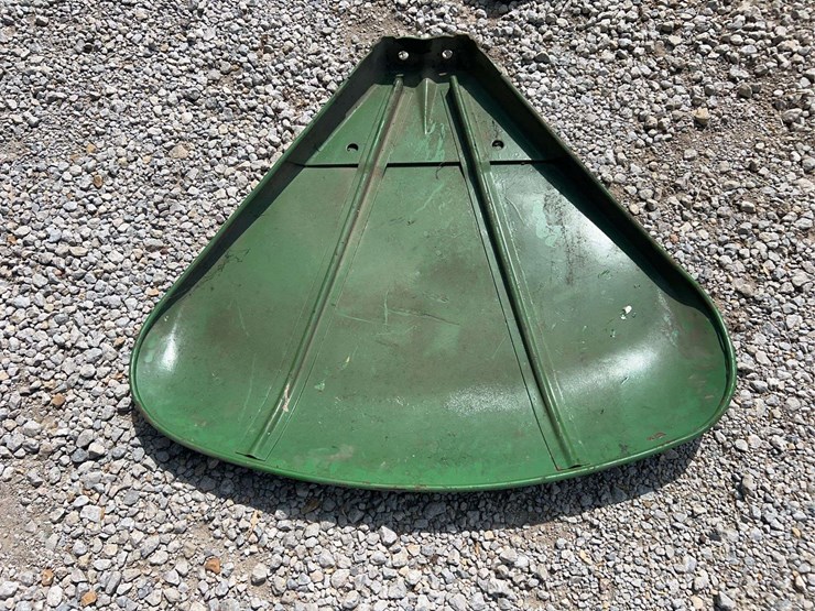 john-deere-clamshell-fenders-image-6