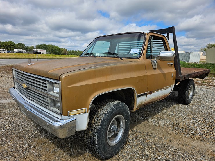 1984-chevrolet-k10-image-2
