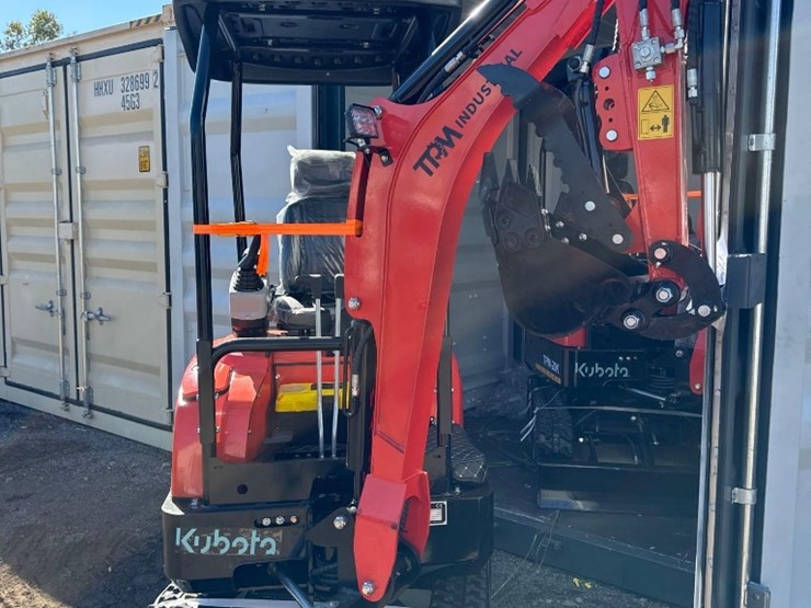 new-tpm-industrial-co-mini-diesel-excavator-model-tpm-20k-image-10