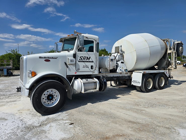 2014-peterbilt-365-image-4