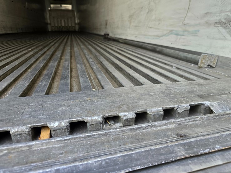 2013-wabash-national-refrigerated-van-image-100