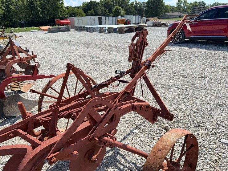 2-bottom-trip-plow-image-18