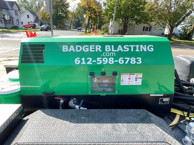 #4303-•-2023-mmlj-db500-mxl-dustless-blasting-trailer-(no-title)-image-26