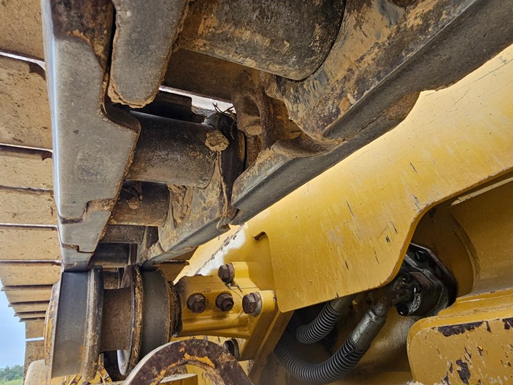 2023-caterpillar-953-image-91