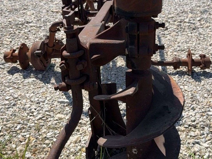 1-bottom-terrace-plow-image-5