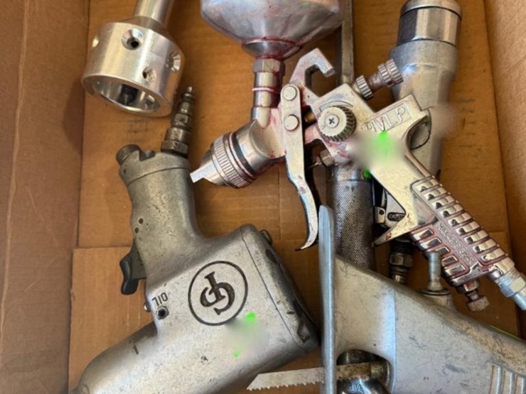 assorted-sprayers-and-pneumatic-tools-image-3