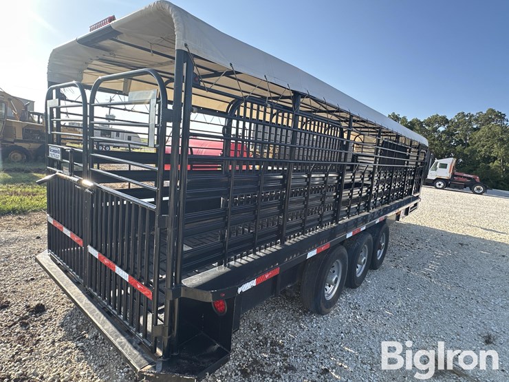 2018-gooseneck-l7l1-28’-tri/a-livestock-trailer-image-5