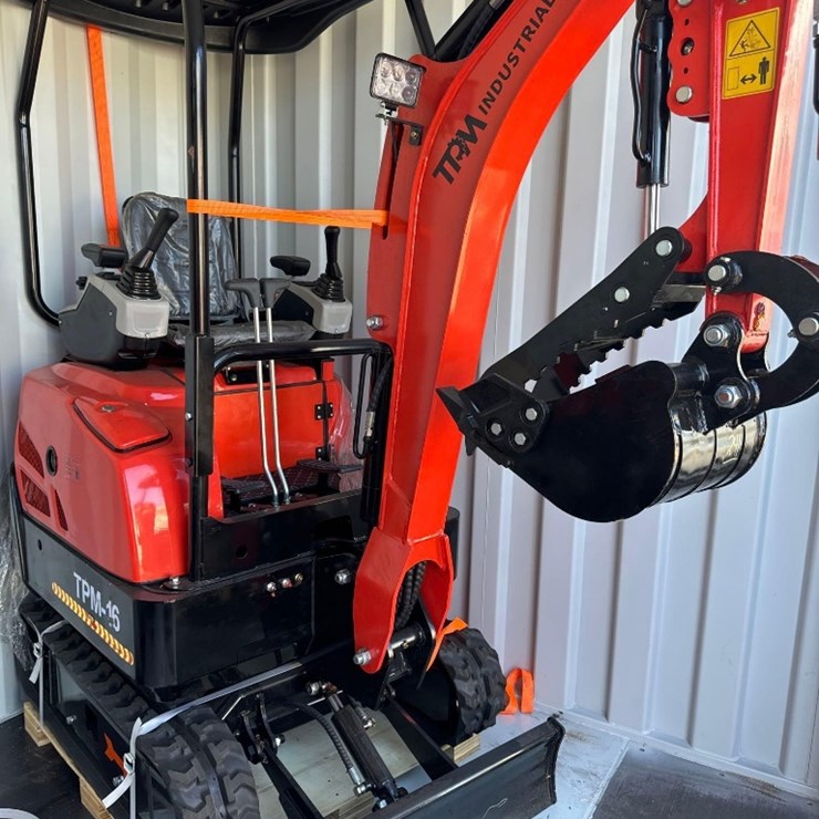 New TPM Industrial Co Mini Excavator Model TPM-16