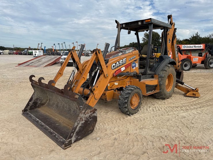 2014-case-580n-image-4