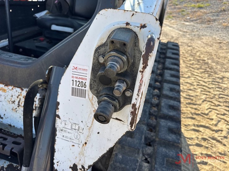 2017-bobcat-t590-image-7