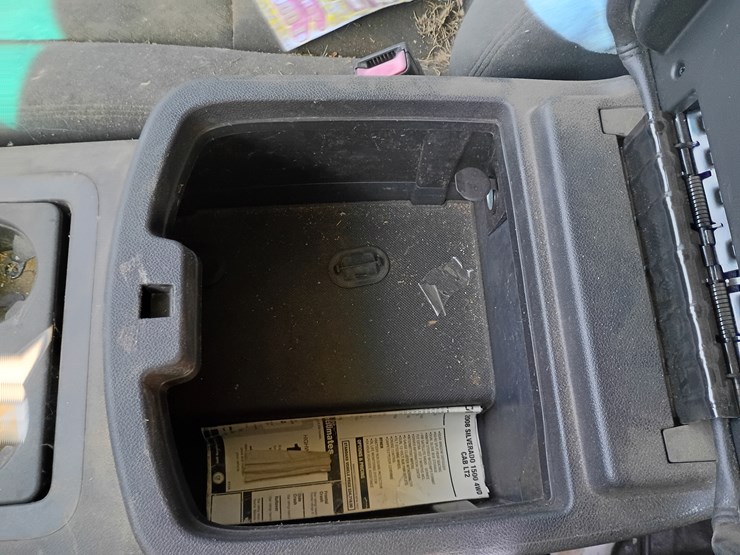 2008-chevrolet-silverado-image-34