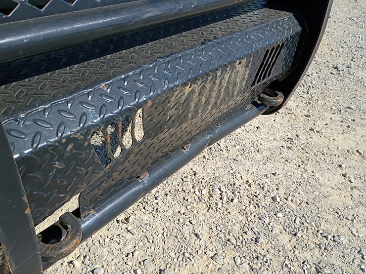 2003-chevrolet-silverado-image-98