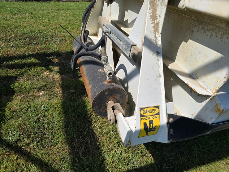 2018-4t-mfg-belly-dump-image-77