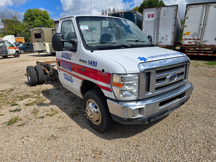2008-ford-e450-image-30