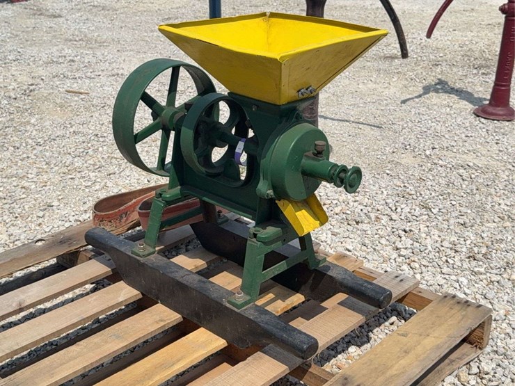 burr-mill-image-4