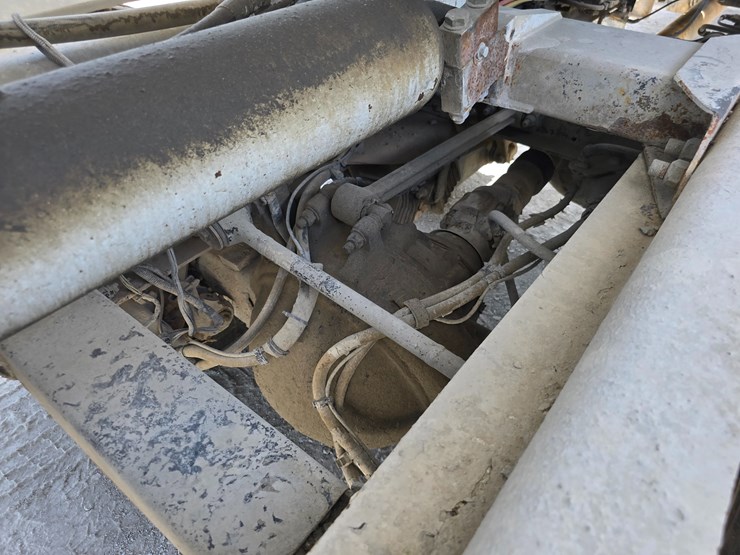 2014-peterbilt-365-image-101