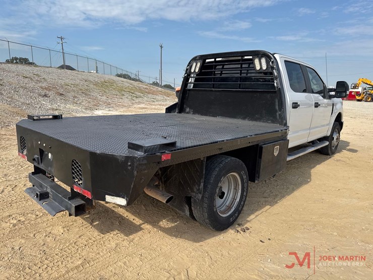 2018-ford-f350-xl-image-2