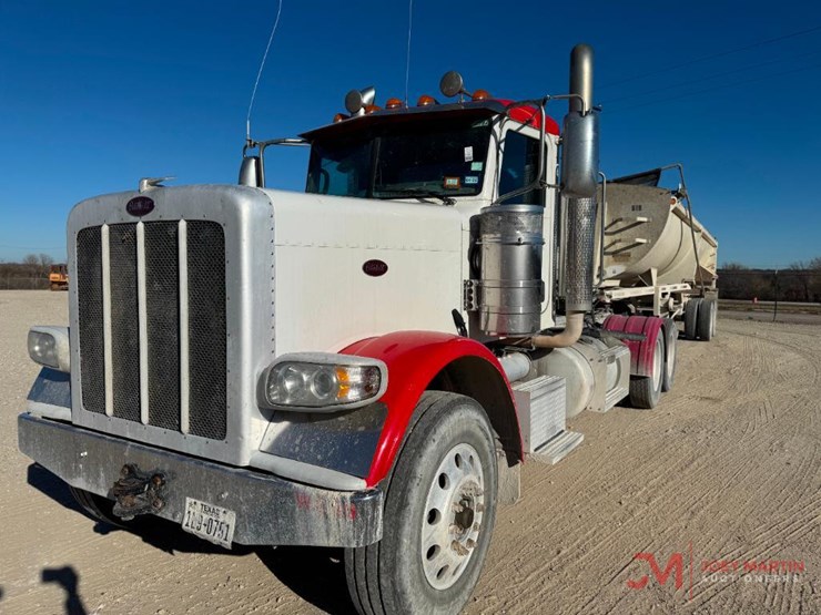 2016-peterbilt-389-image-4
