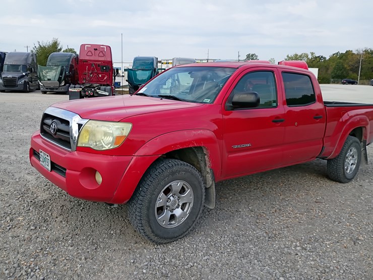 2007-toyota-tacoma-image-2
