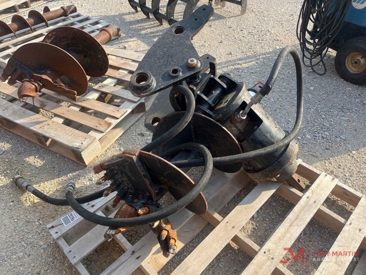auger-excavator-attachment-w/-18"-bit-image-4