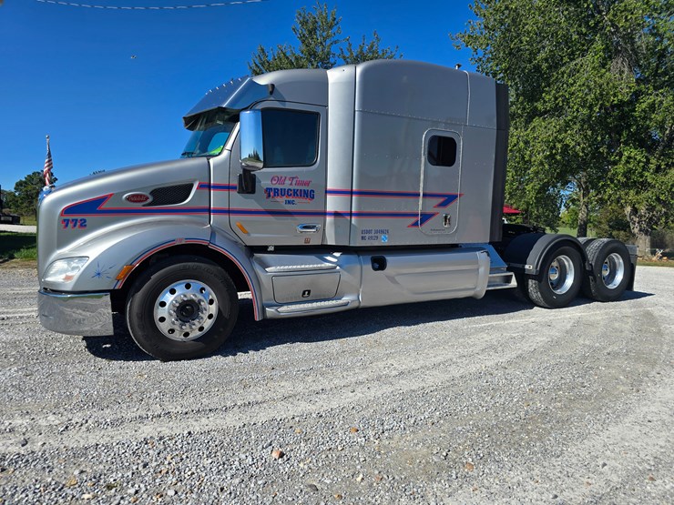2015-peterbilt-579-image-5