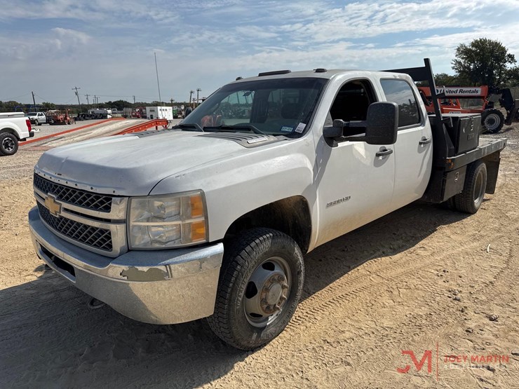 2013-chevrolet-silverado-3500-image-4