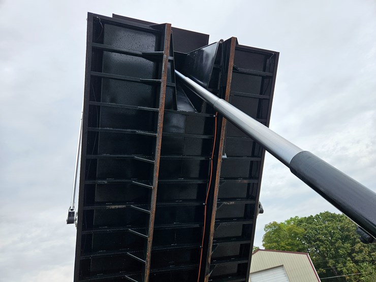 2015-kenworth-t800-image-38