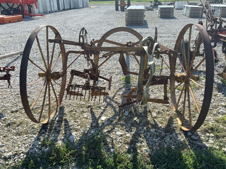 horse-drawn-cultivator-image-7