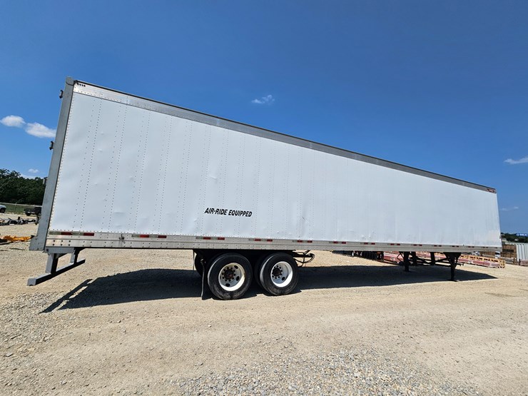 2013-great-dane-trailer-image-8