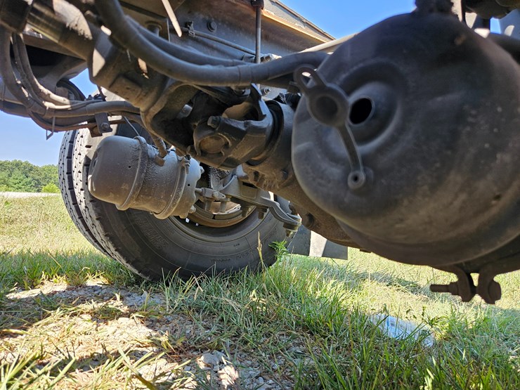 2017-peterbilt-579-image-87