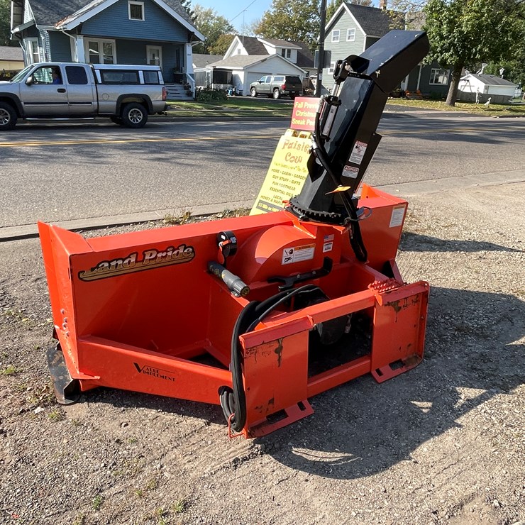 #4308 • Land Pride 84" Skid Steer Mount Snow Blower