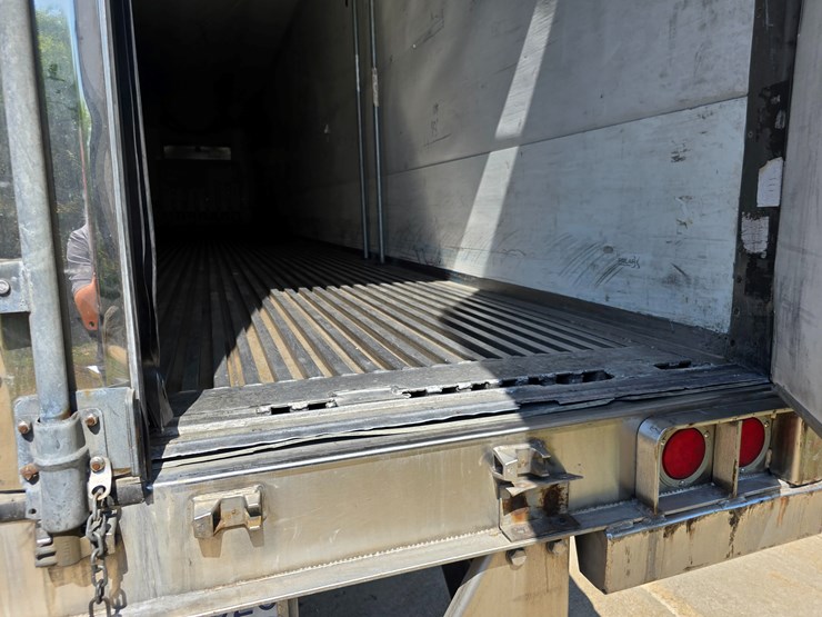 2013-wabash-national-refrigerated-van-image-102