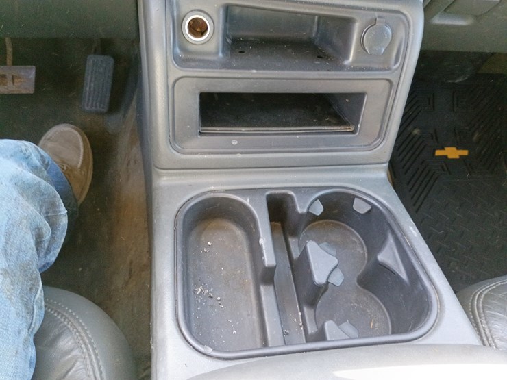 2003-chevrolet-silverado-image-47