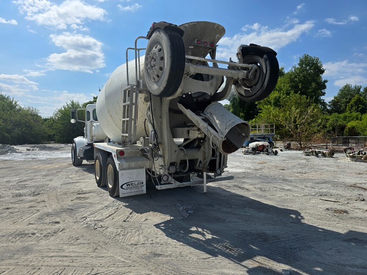 2014-peterbilt-365-image-20