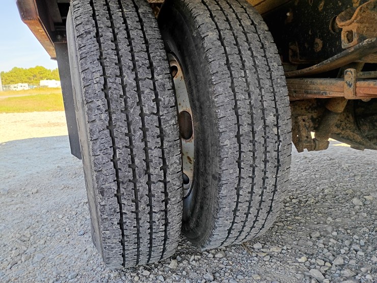 2000-gmc-w3500-image-75