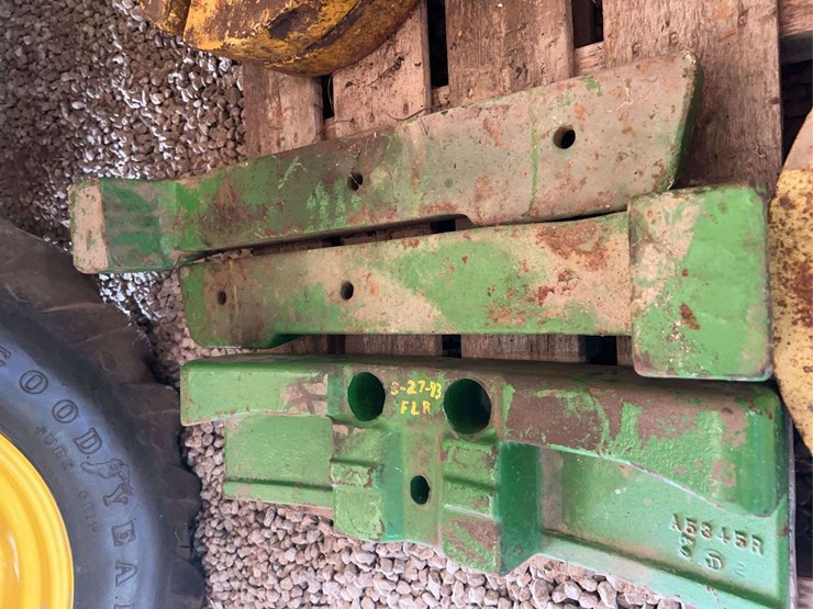 john-deere-3-piece-weight-set-image-3