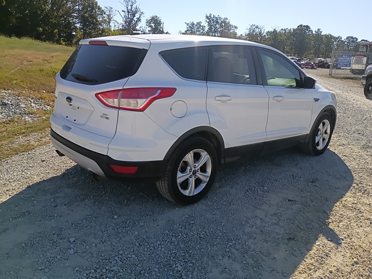 2016-ford-escape-image-11