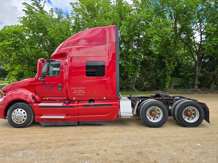 2015-international-prostar-image-8