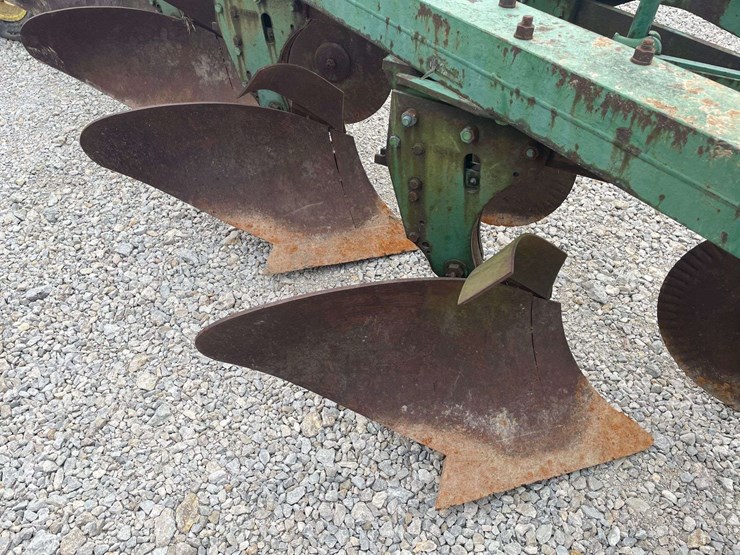 john-deere-5-image-22
