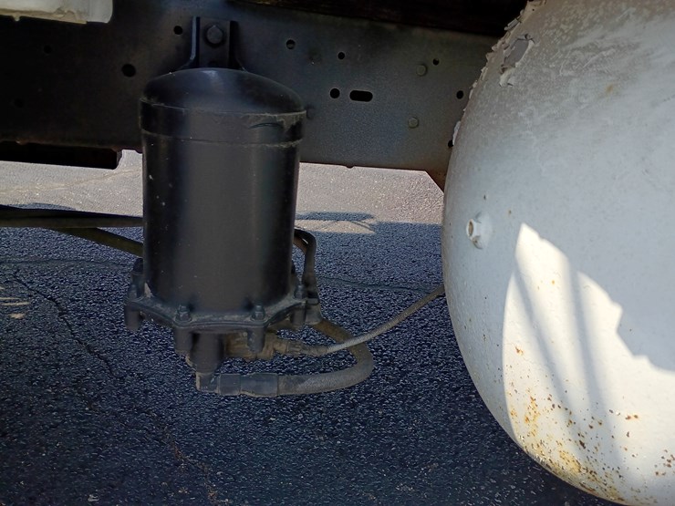 1998-ford-f700-image-71