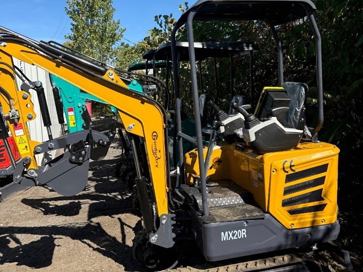 new-cfg-industrial-co-mini-excavator-model-mx20r-image-1