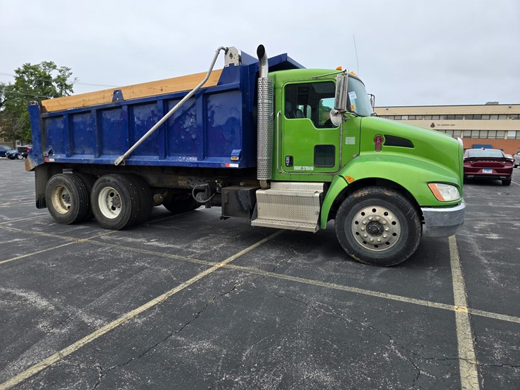 2016-kenworth-t370-image-38