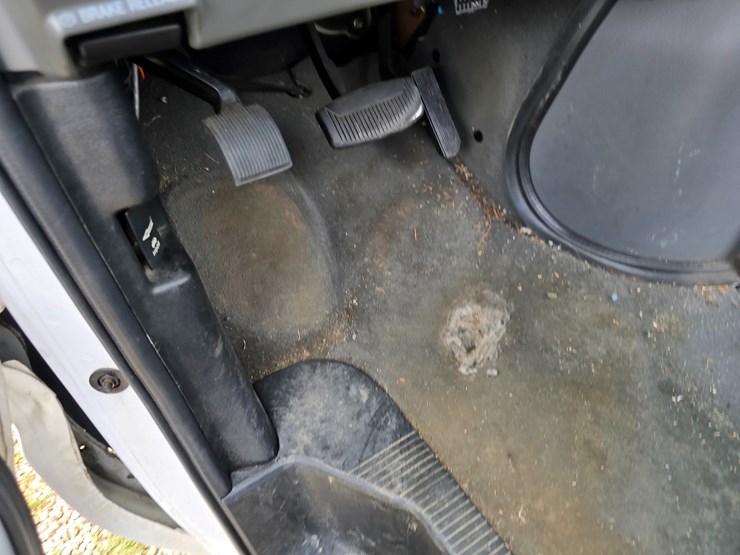 2006-ford-e450-image-42