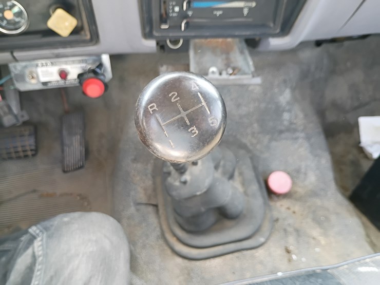 1998-ford-f700-image-62