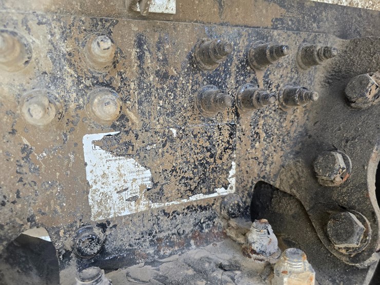 2014-peterbilt-365-image-113