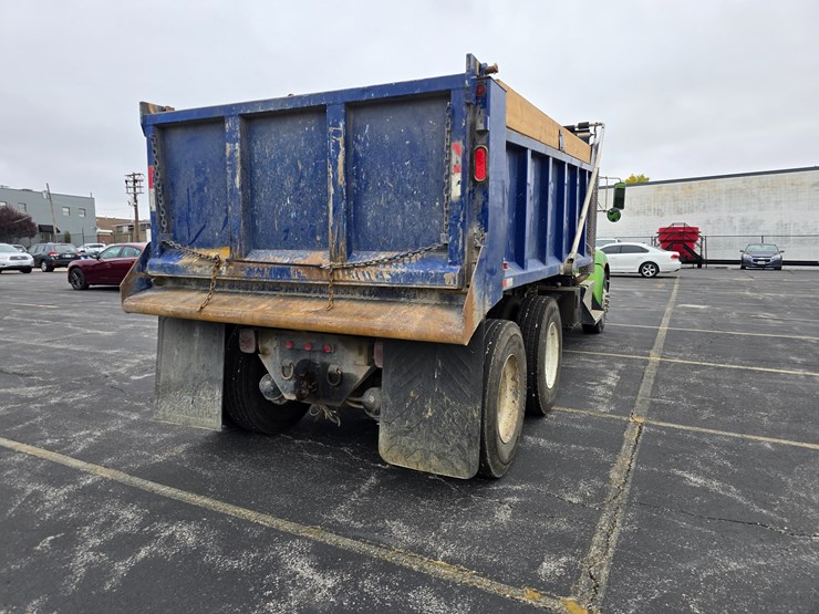 2016-kenworth-t370-image-22