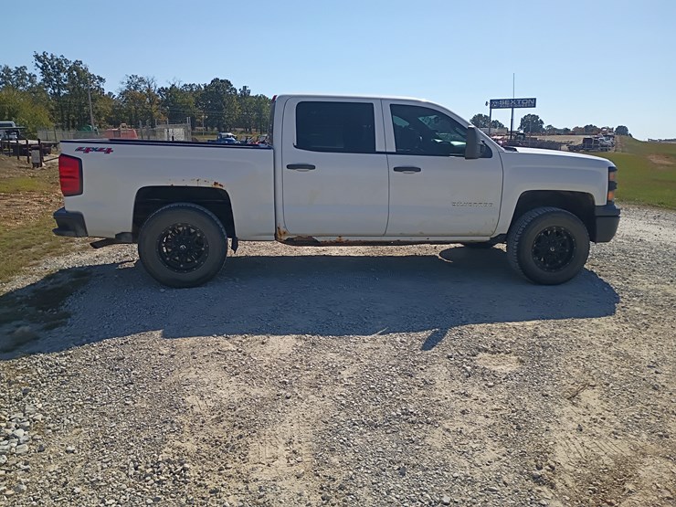 2014-chevrolet-silverado-image-14