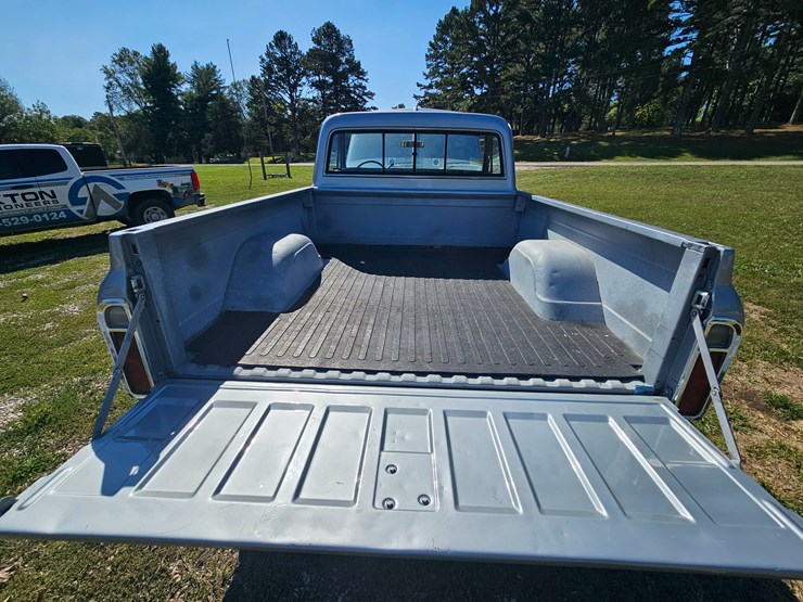 1972-chevrolet-c10-image-69